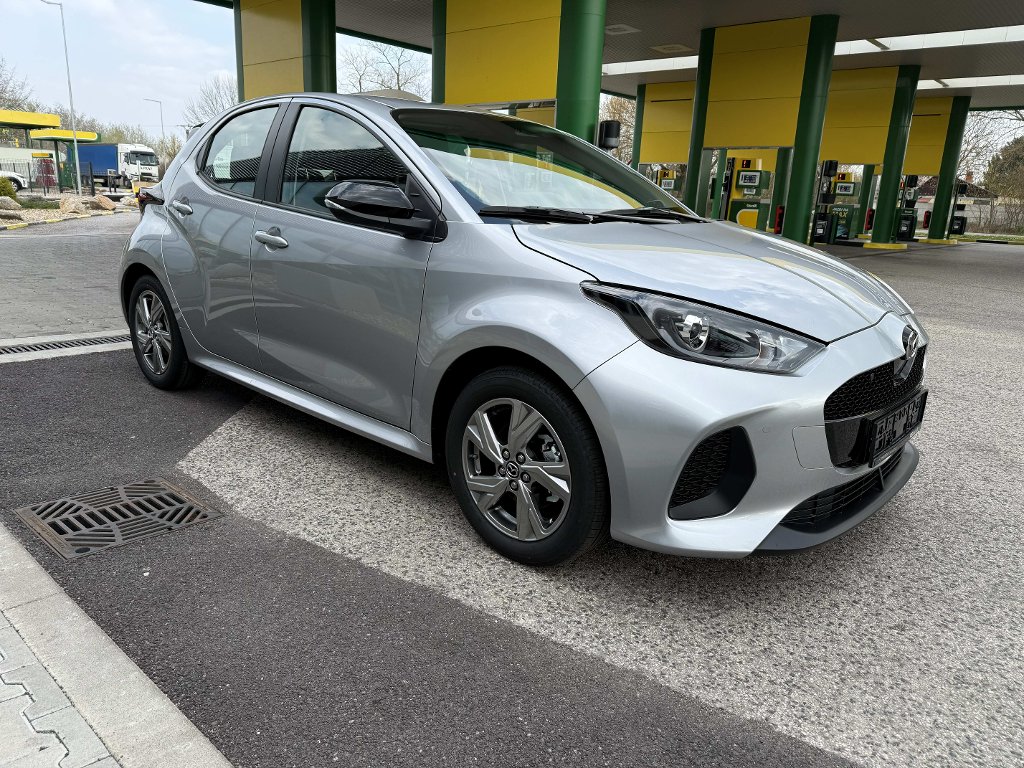 Mazda 2 Hybrid