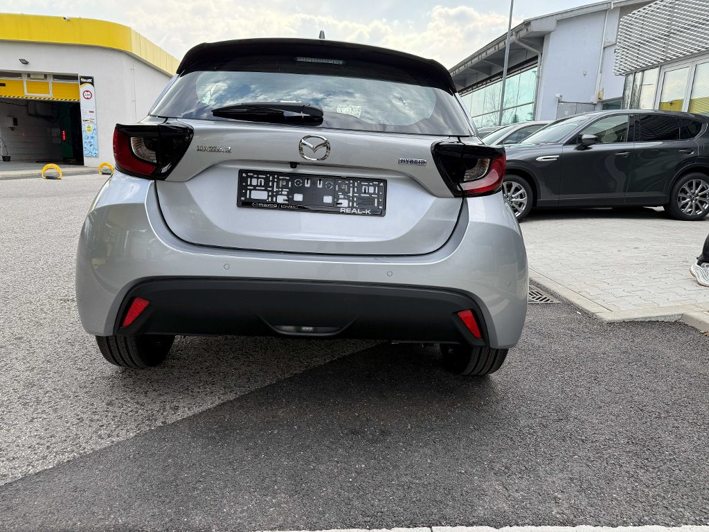 Mazda 2 Hybrid