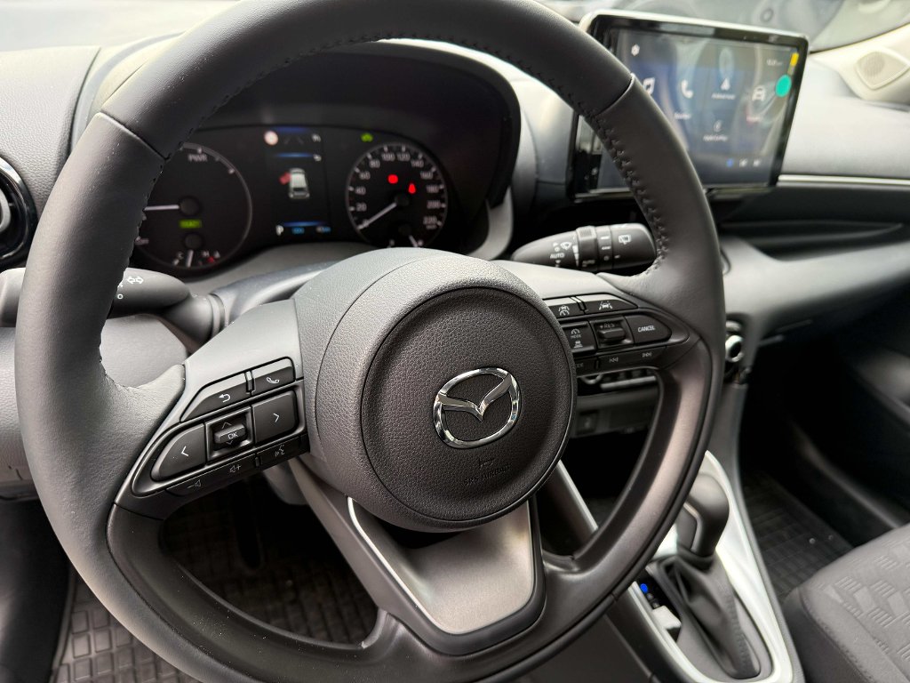 Mazda 2 Hybrid